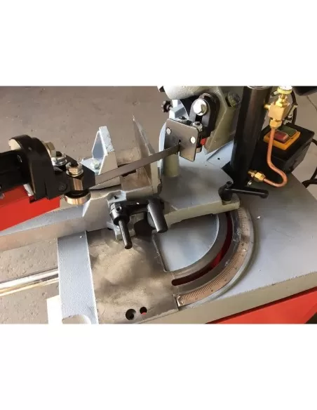 Sega segatrice a nastro per metallo ferro con basamento holzmann bs128hdr