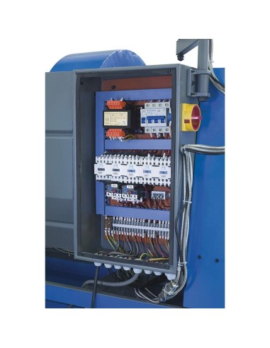 Tornio parallelo con visualizzatore ferro metallo trifase 400v Fervi t070/400v3a