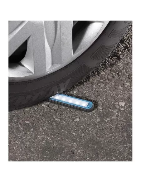 2 - Lampada torcia a led ricaricabile ultra sottile Fervi l008