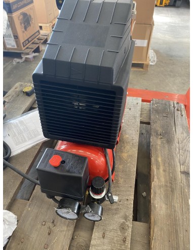 6 - Compressore aria lubrificato 6lt 0,8hp 400v FIAC boboair gms 100