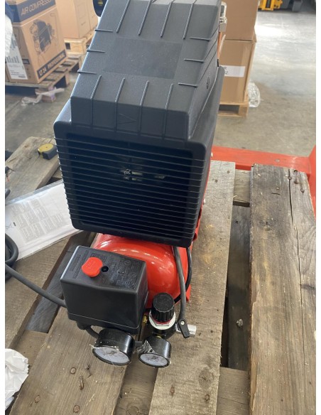 6 - Compressore aria lubrificato 6lt 0,8hp 400v FIAC boboair gms 100