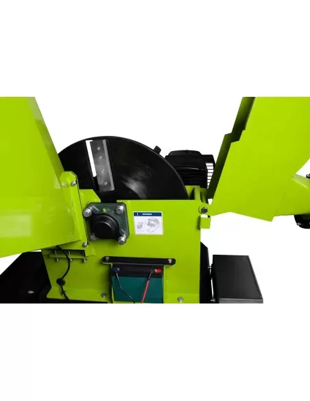 6 - Biotrituratore a scoppio Zipper zi-haek1500 9000w taglio 120mm