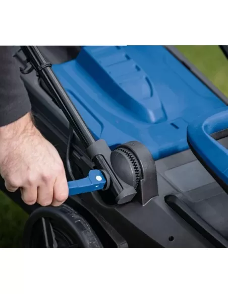 7 - Rasaerba 38cm 2 batterie 2.0Ah e doppiocaricabatterie ixes Scheppach bc-mp380-x 7 - Rasaerba 38cm 2 batterie 2.0Ah e doppiocaricabatterie ixes Scheppach bc-mp380-x