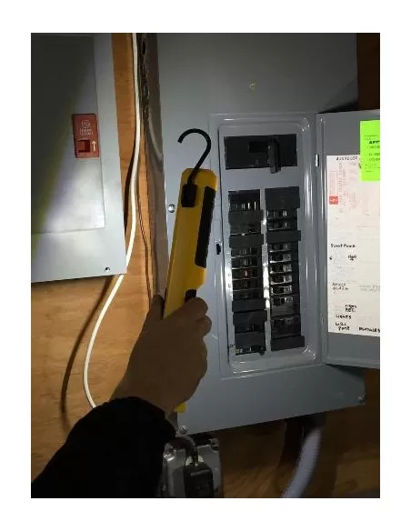 6 - Lampada da lavoro ricaricabile 300/600lm Led Cat - Caterpillar CT3615