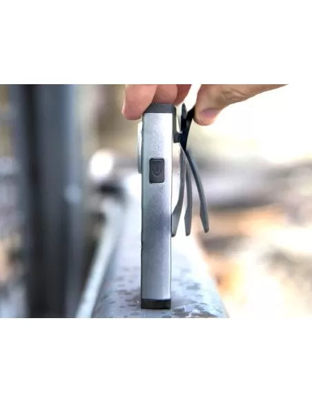 8 - Torcia tascabile magnetica ricaricabile 250lm a Led Cat - Caterpillar CT5115 8 - Torcia tascabile magnetica ricaricabile 250lm a Led Cat - Caterpillar CT5115