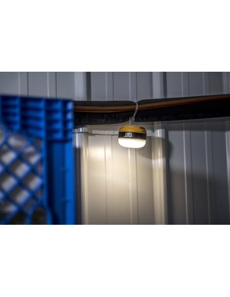 6 - Lampada con base magnetica a batteria AAA 150lm Led Cat - Caterpillar CT6520