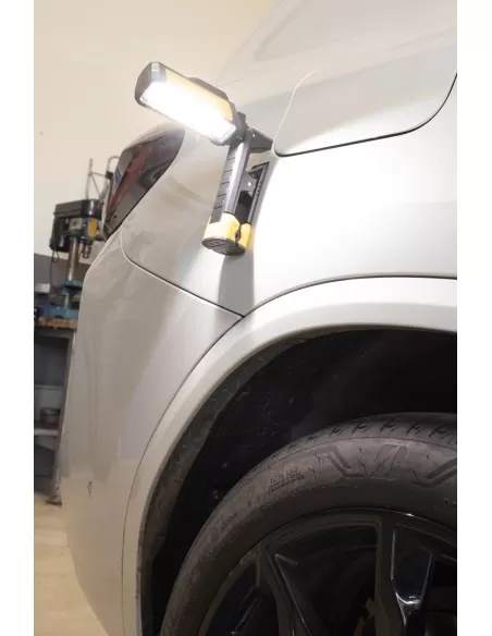 5 - Lampada da lavoro ricaricabile con morsetto 600lm Led Cat - Caterpillar CT9032EU