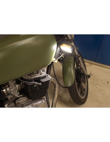 6 - Lampada da lavoro ricaricabile con morsetto 600lm Led Cat - Caterpillar CT9032EU