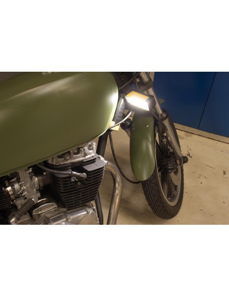 6 - Lampada da lavoro ricaricabile con morsetto 600lm Led Cat - Caterpillar CT9032EU