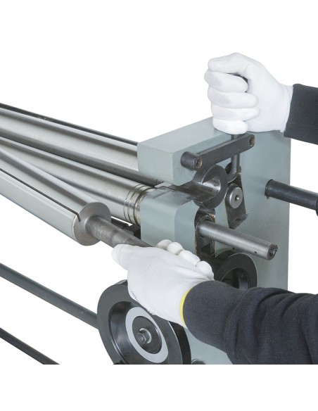 Calandra manuale a 3 rulli per lamiera 1000x2 mm Fervi c022/100