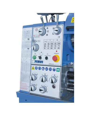 Tornio parallelo inverter con visualizzatore metallo 400v Fervi t070/400v3a15