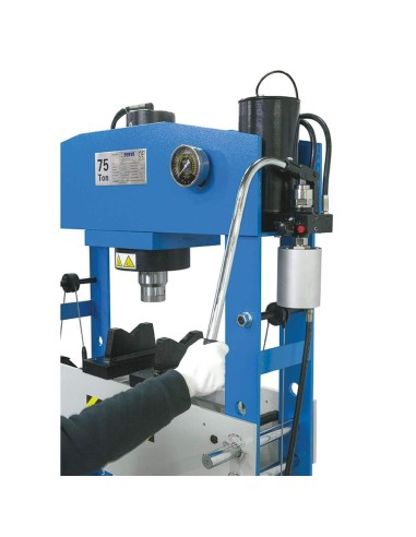 3 - Pressa idraulica manuale e pneumatica 2 velocita' 75 ton Fervi p001/75